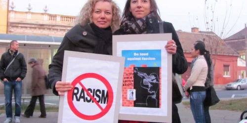 Flashmob la Memorialul Victimelor Holocaustului