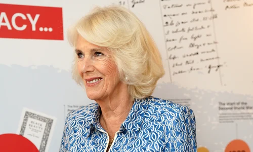 Regina Camilla, apariție elegantă în Great Yarmouth (5) jpg