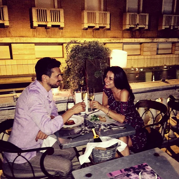 Mihai a cerut-o de soţie pe Diana într-o atmosferă foarte romantică, tocmai la Roma