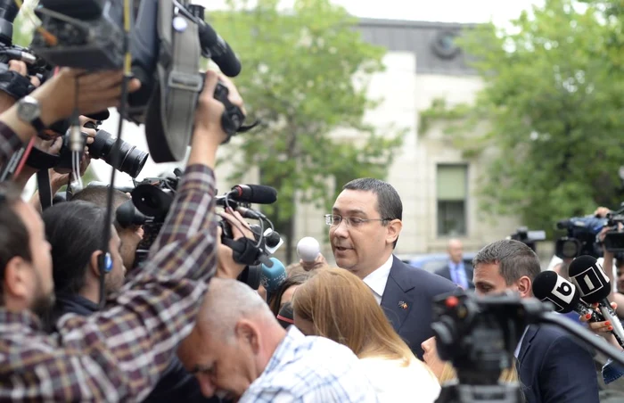 Victor Ponta, audiat la Direcţia Naţională Anticorupţtie  FOTO Mediafax