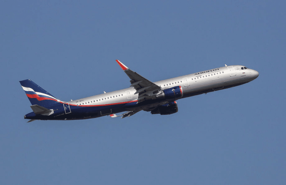 Mai multe avioane nu au putut ateriza la Sankt Petersburg și au făcut cale întoarsă: Presa rusă evocă un obiect neidentificat