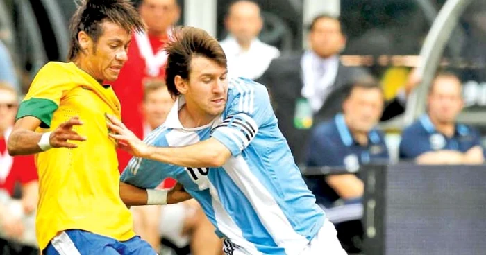 Messi (nr. 10) a câştigat duelul cu Neymar, iar Argentina a obţinut o victorie de imagine în faţa Braziliei