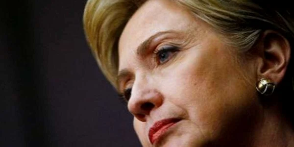 Hillary Clinton şi-a amânat toate întâlnirile