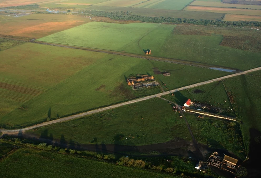 Aeroportul se va întinde pe 209 hectare. Foto: Stelian Grăjdan