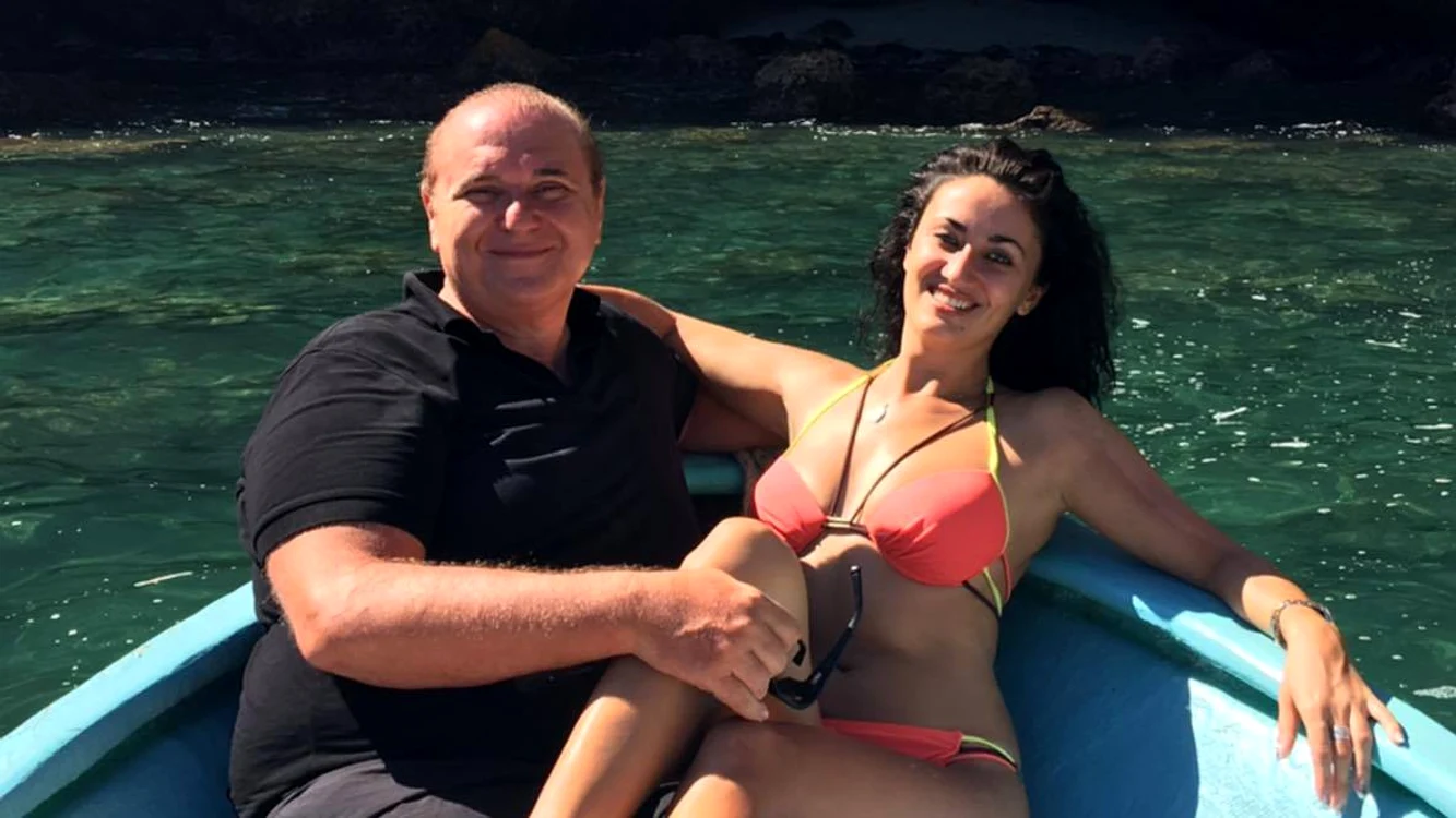 
    Nick Rădoi şi iubita sunt de nedespărţitFoto: Arhiva personală  