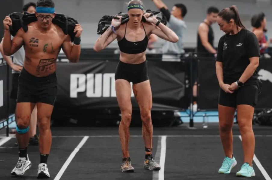 Incident șocant la o cursă din China: atleta s-a umplut de propriile fecale în timp ce alerga. „N-am voie să scuip, dar pot să fac pe mine?”