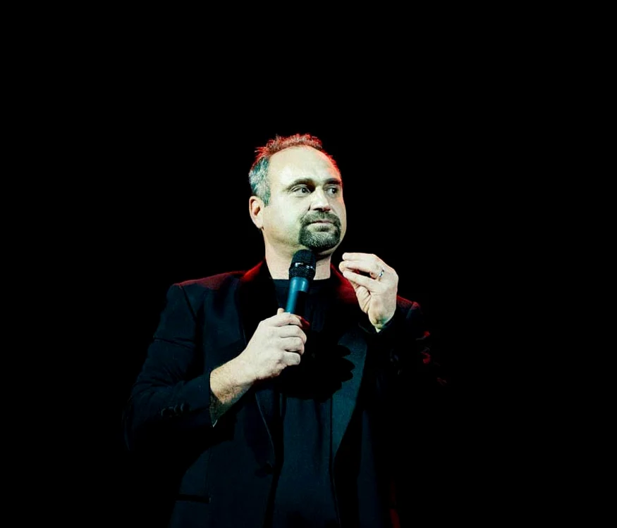 „Să fii modest nu înseamnă să nu te implici“ – interviu cu Adrian VĂNCICĂ jpeg