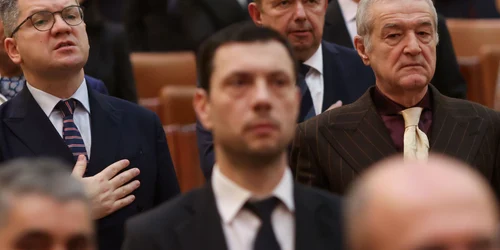 Prima ședință a Camerei Deputaților în noua componență după alegerile parlamentare, la Palatul Parlamentului din București. FOTO Inquam Photos / George Călin