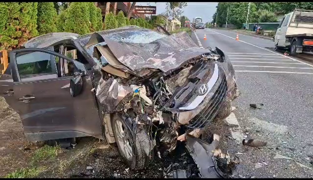 Accident cu şapte victime pe DN 2, în Suceava. A fost activat Planul Roșu de Intervenție VIDEO