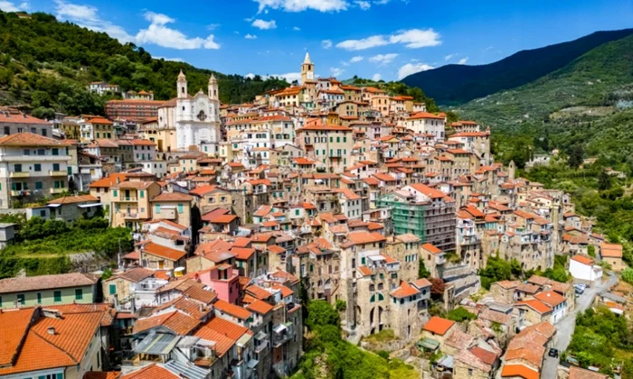 Ceriana, sat în Italia. Foto: Shutterstock