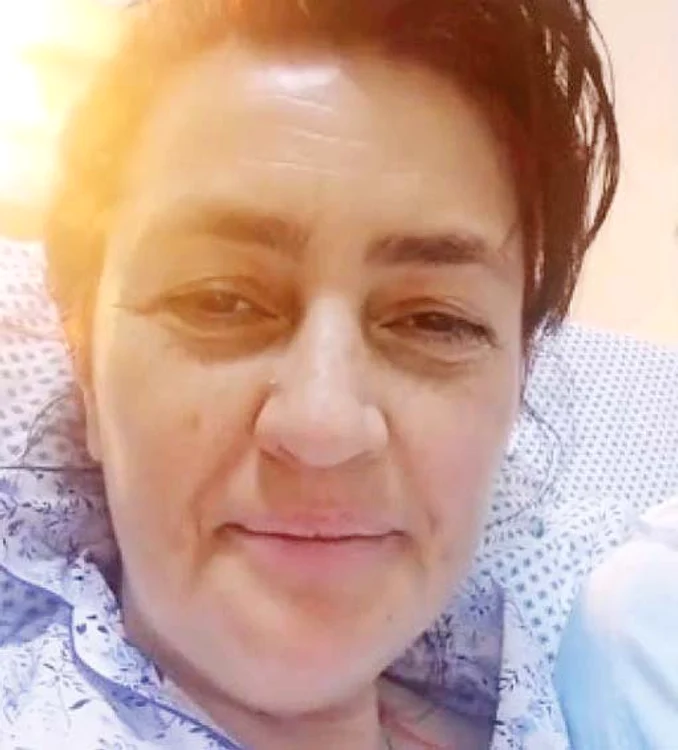 
    Rona este  internată  la Spitalul  de Urgenţă  Floreasca   