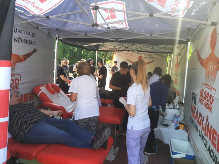 Caravana Blood Network se află la Braşov FOTO Ioan Buciumar