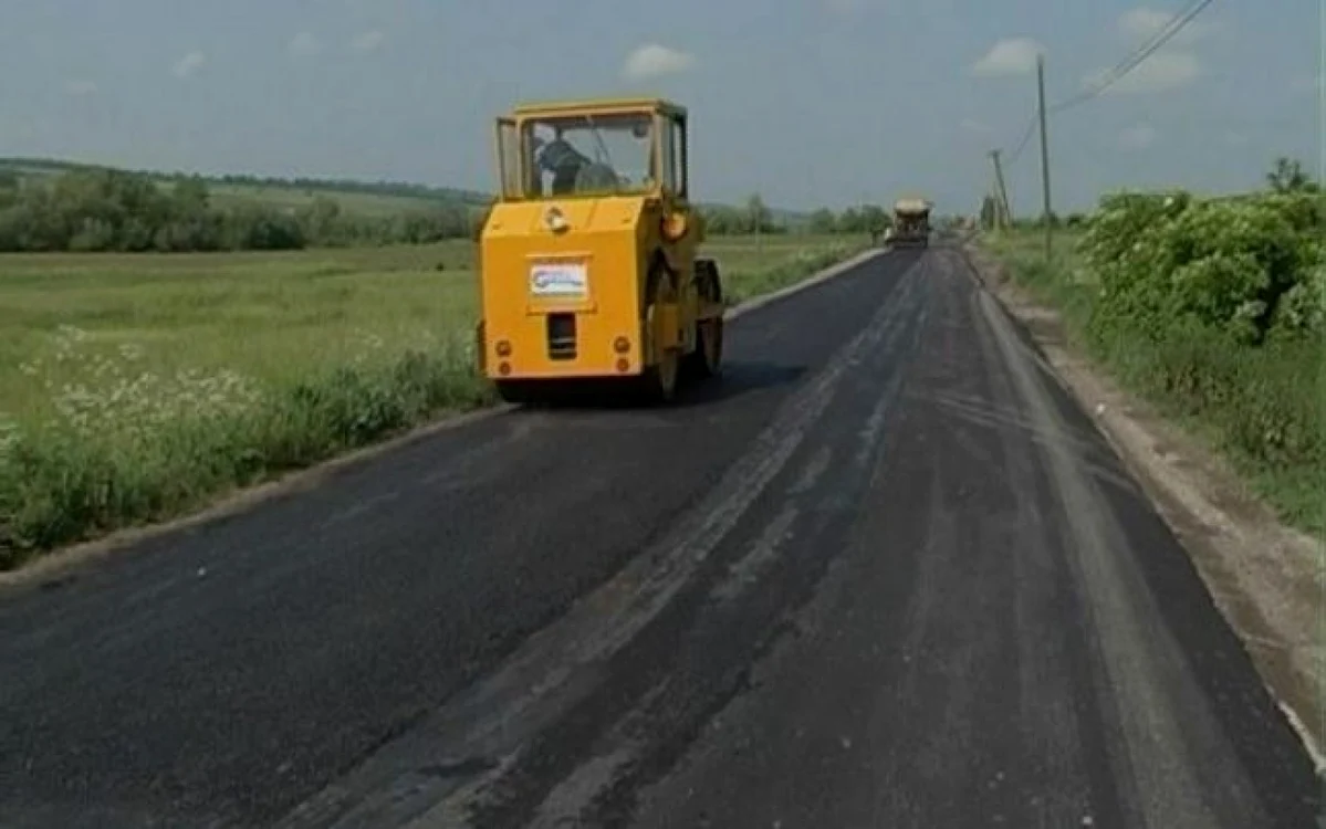 Mai multe drumuri din judeţ vor fi  modernizate FOTo Adevărul