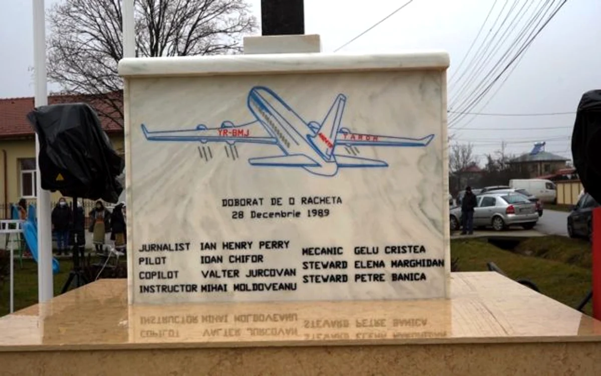 Monument aviatic Vişina FOTO: CS