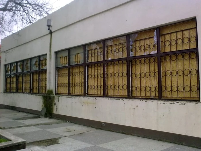 Sediul percheziționat de polițiști