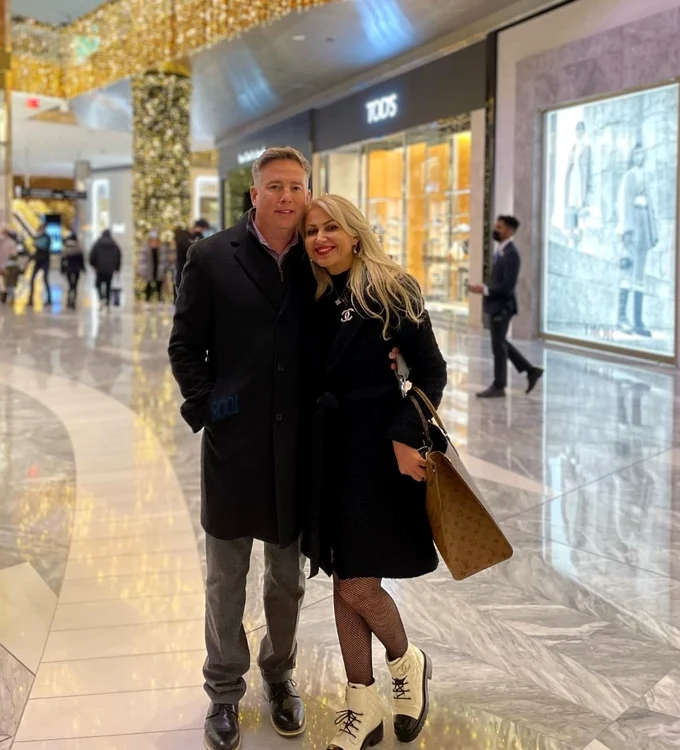 Iubitul american îi face toate poftele artistei Anamaria Ferentez. Sursa foto: Click!