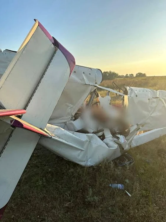 avion prabusit gura portiei foto Ziarul de Tulcea jpg