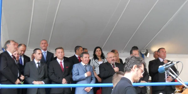 Vezi oficialitățile clujene care au venit la Mănăstirea Nicula