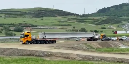 grinzi viaductul Boița, autostrada Sibiu   Pitești foto captura video jpg