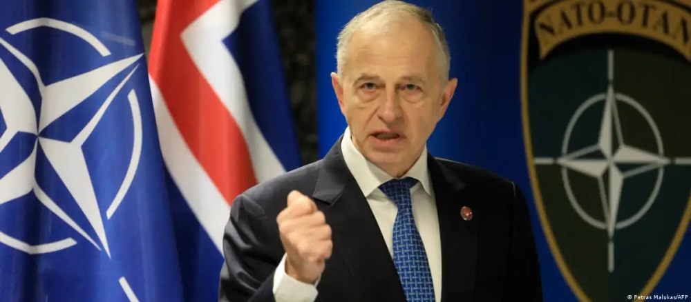 Cercul început cu Iliescu se va închide cu Geoană?