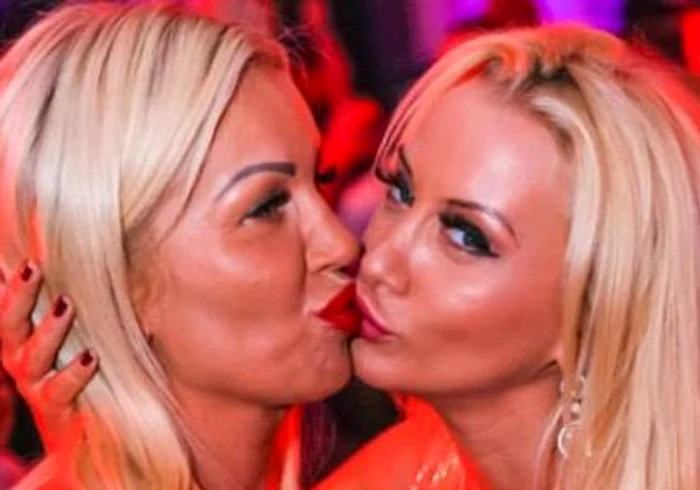 Simona Traşcă, scene fierbinţi în clubSursă foto:Facebook
