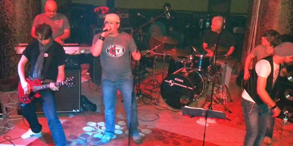 Gândul Mâţei, concert rock în Bacău