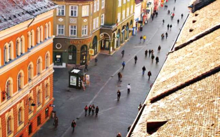 În Braşov, toate tipurile de apartamente vechi, cu excepţia celor cu patru camere, s-au scumpit în luna februarie