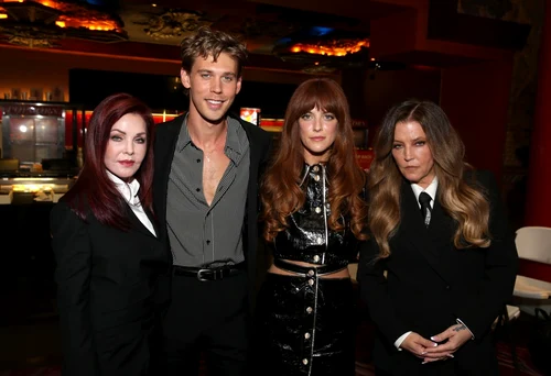 Femeile Presley (3) jpg