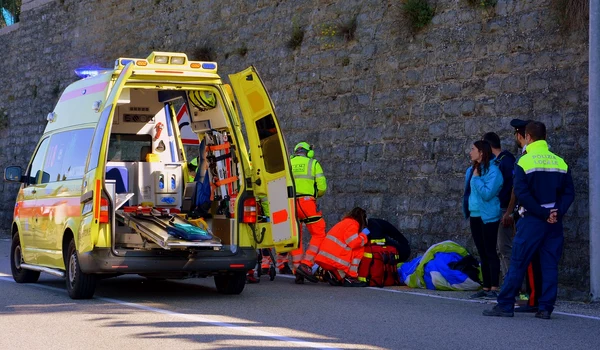 ambulance 2901017 1280 jpg