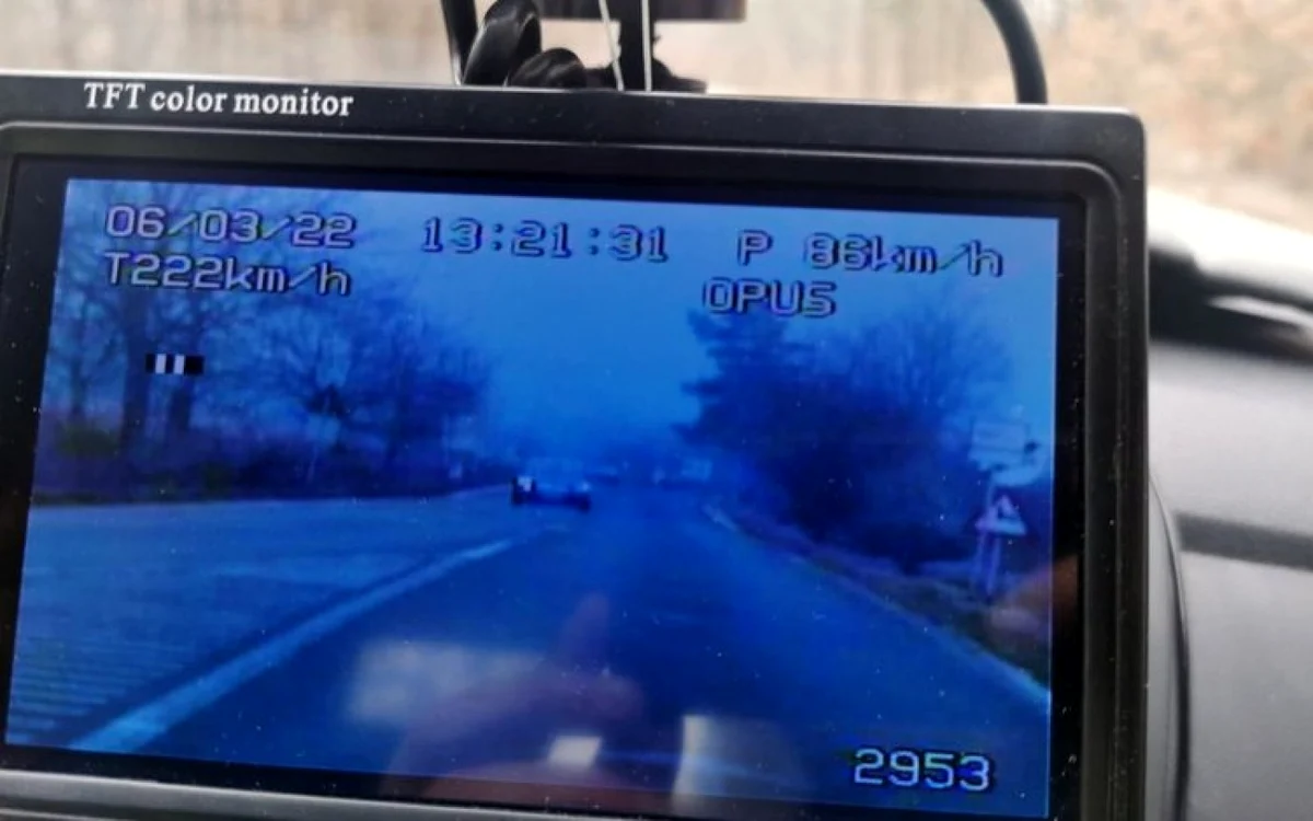 Bărbatul a depășit cu mult limita de viteză legală FOTO arhivă Poliția Română