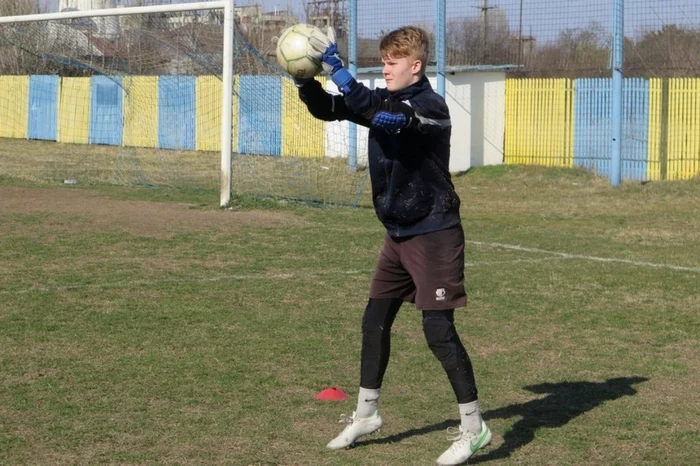 Sviatoslav Donskoi, Petrolul, Ucraina