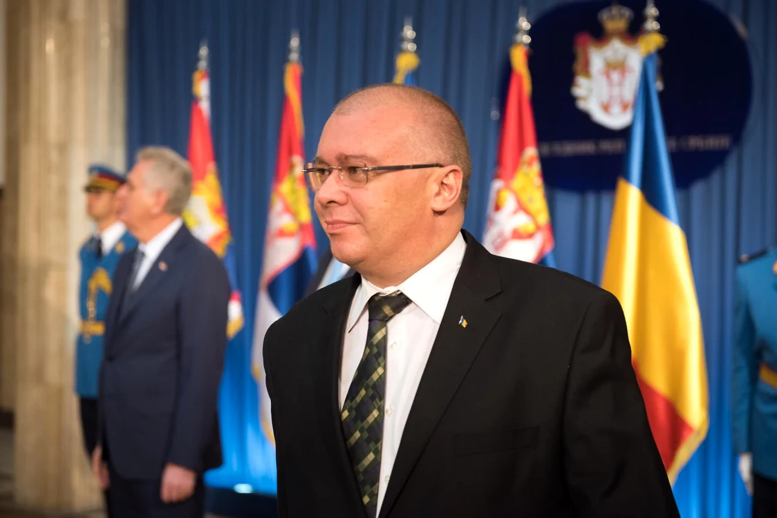 
    Dan Mihalache, răpus de Moş EneFoto Click!  