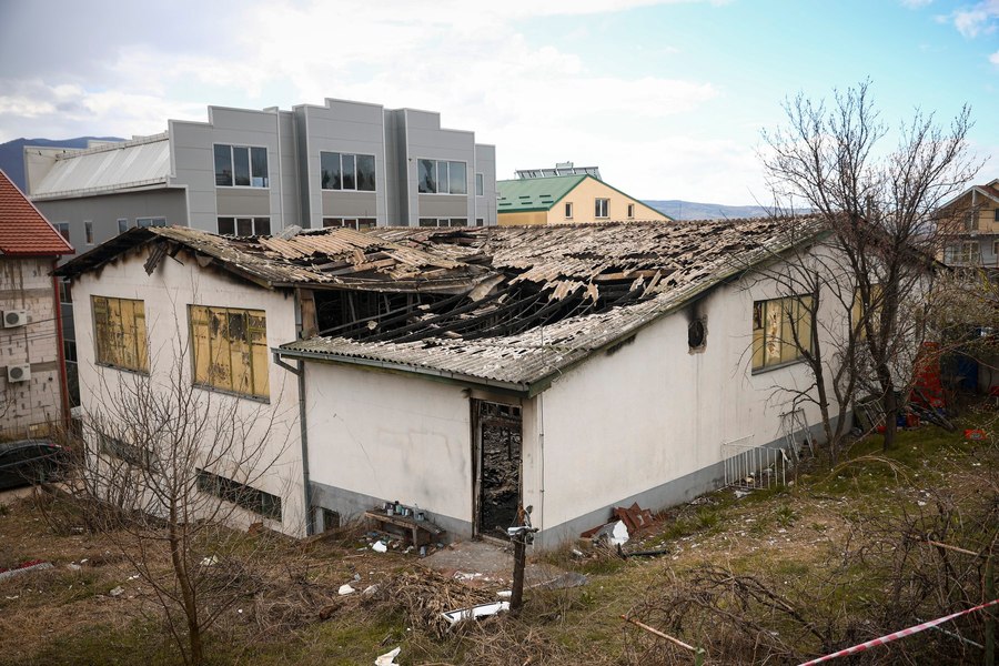 Bilanțul incendiului devastator din Macedonia de Nord a crescut. Managerul clubului a murit la spital