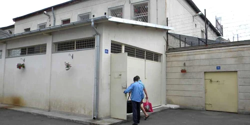 Bărbatul a fost arestat preventiv pentru 30 de zile. Arhivă Adevărul Ploiești