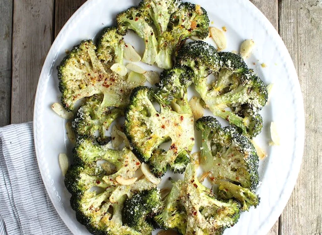 broccoli cu parmezan la cuptor jpeg