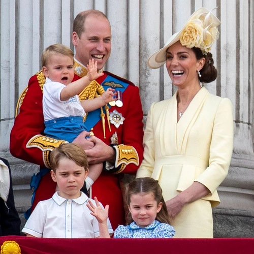 Kate Middleton si Printul William au impreuna trei copii, George, Charlotte si Louis jpeg