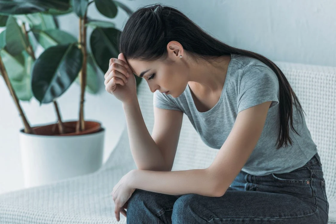 Endometrioza afectează una din 9 femei
