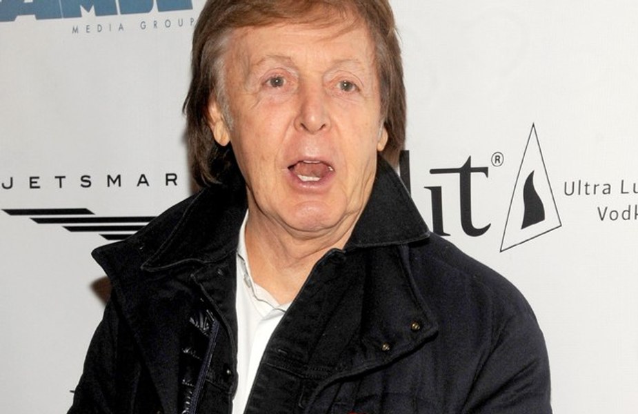 Paul McCartney se alătură protestului industriei muzicale împotriva inteligenței artificiale cu o piesă silențioasă
