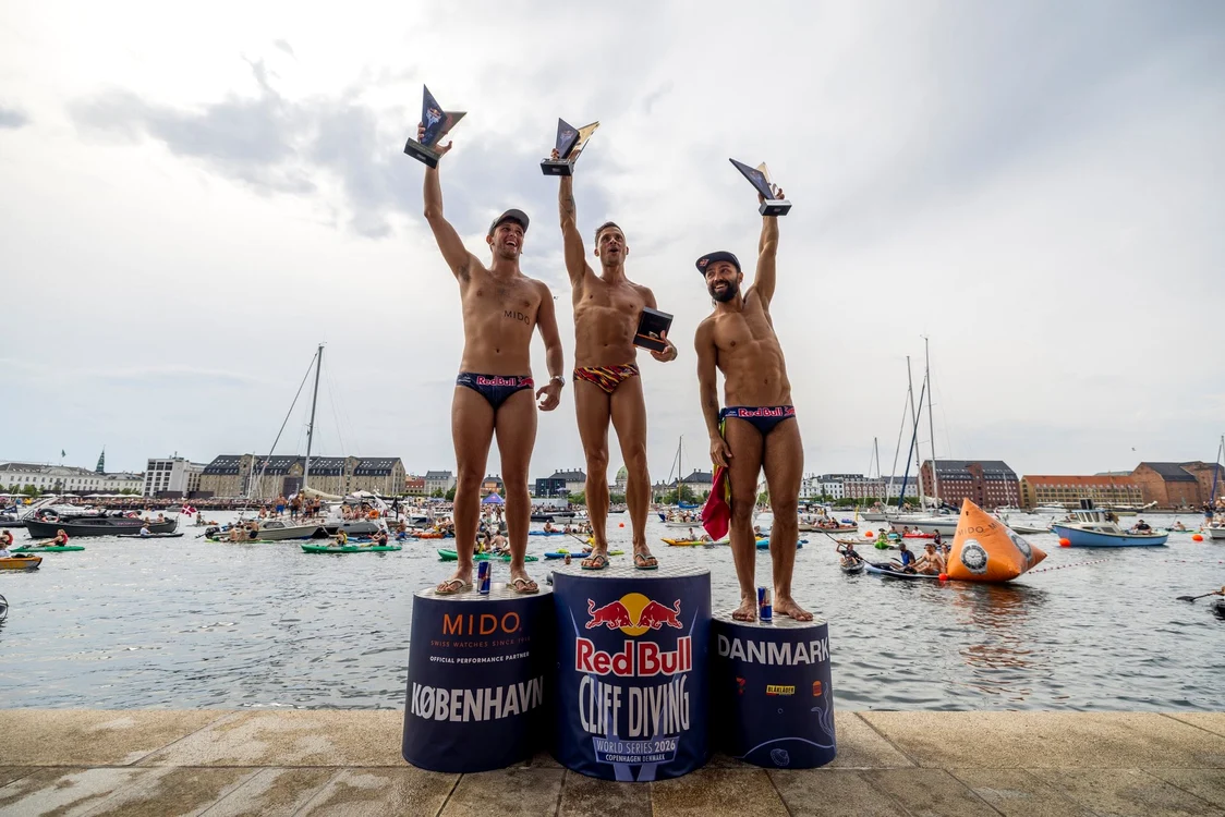 Săritorii români s-au clasat pe podium în Danemarca (Foto: Red Bull Cliff Diving)