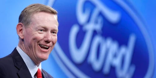 Şeful Ford a primit anul trecut compensaţii în creştere cu 11%, la aproape 30 milioane de dolari