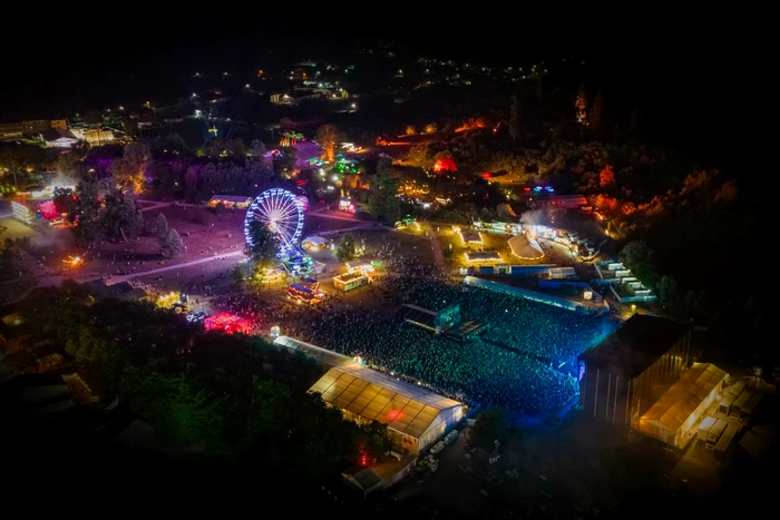 EC este un mare parc de distracții pentru oameni mari. FOTO: Marius Vasile