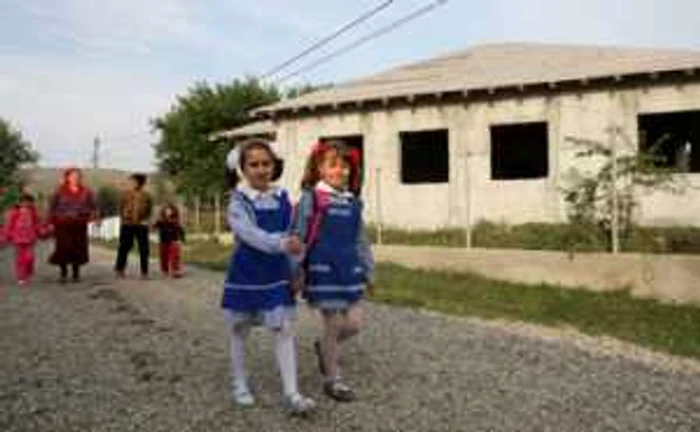 Iasi: Şcoala-fantomă din Cioca Boca (GALERIE FOTO)