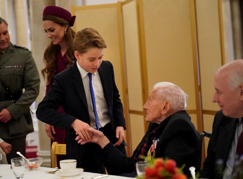 Prințul George la recepția în cinstea veteranilor