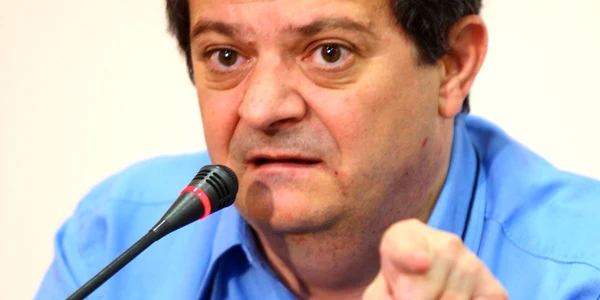Cristian Sima, un „guru“ pe piaţa de capital, suspectat de escocherie 