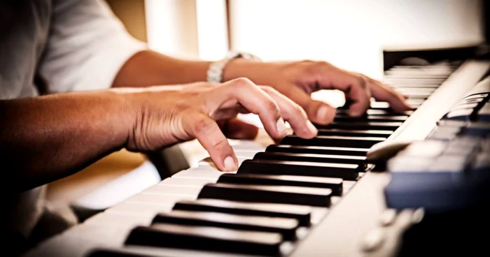 sergiu muresan compune muzica pentru trailere de film
