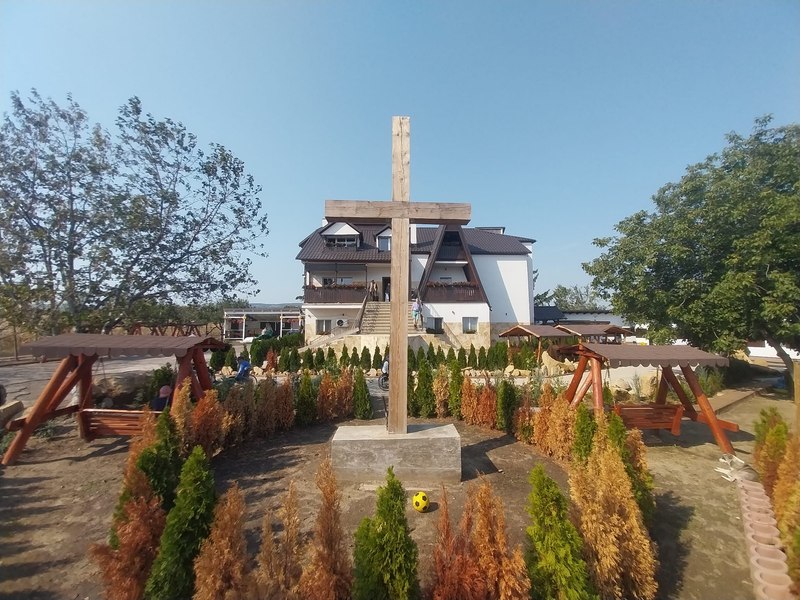 Cum a devenit realitate visul incredibil al unei fost jurnaliste. Sanctuarul năpăstuiților, locul unde se termină durerea oamenilor nimănui
