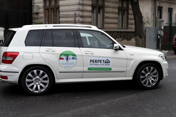 Perpetoo este primul serviciu de car sharing între particularii din România