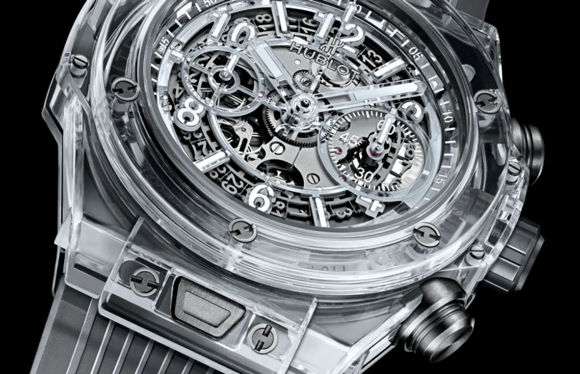 Big Bang Unico Sapphire rezistă la 50 de metri sub apă, preţul ceasului ajungând la 1,275 milioane de dolari.FOTO theasphalt.wordpress.com