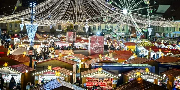 Târgul de Crăciun de la Sibiu Foto Rovestea ro