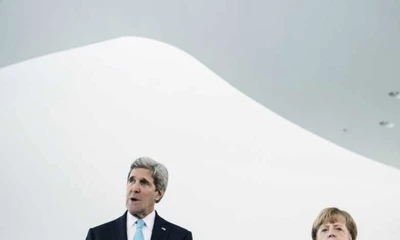 John Kerry si Angela Merkel FOTO Reuters